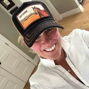 Meet your Posher, Lisa